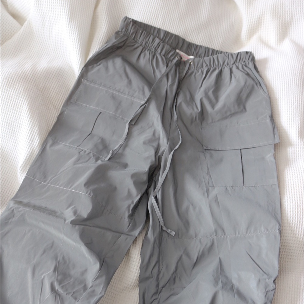 reflective pants🤍 - Picture 2 of 4